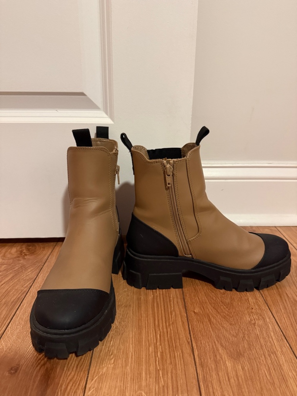 A New Day Target Tan and Black Lug Sole Boots Size 6 1/2 6.5